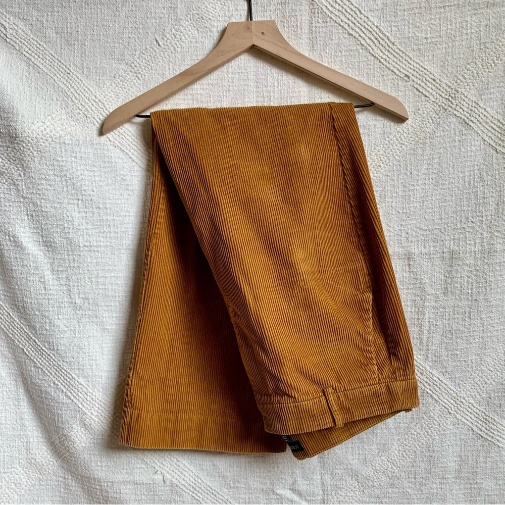 J. Crew Women’s Gold Mustard Corduroy Straight Leg Pants Size 14 *Damaged*